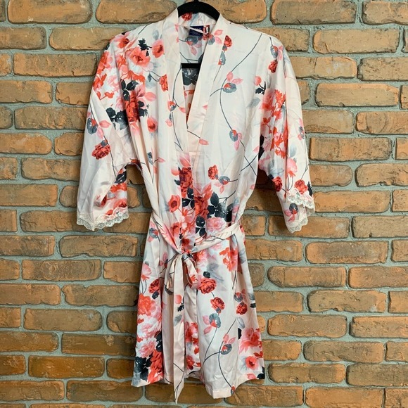Apt. 9 Floral Robe Womens‎ Size Small Pink Satin Kimono Lace Trim Lightweight - Picture 1 of 7